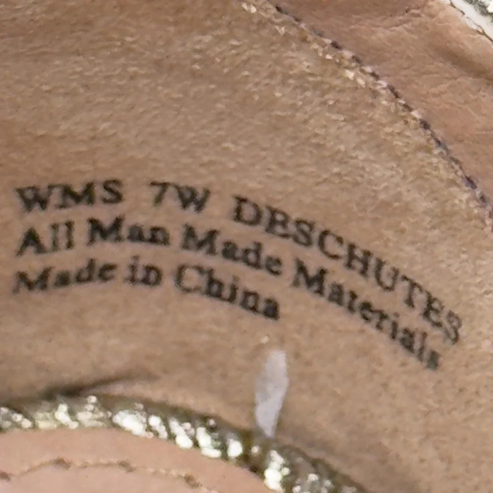 Report Deschutes Heeled Sandals Women 7W Gold Metallic Triple Strap‎ Block Heel